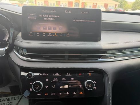 Used 2023 INFINITI QX60 Luxe w/ Cargo Package FWD image 29
