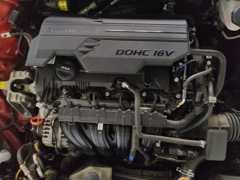 Used 2023 Hyundai Elantra SEL FWD image 30