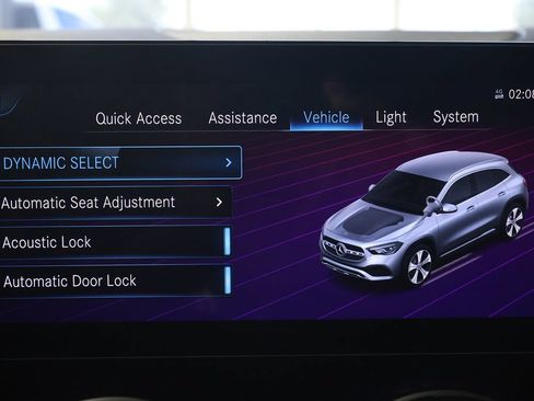 Used 2023 Mercedes-Benz GLA 250 4MATIC image 29