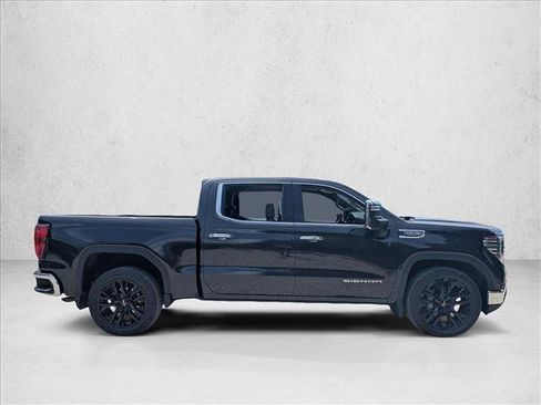 Used 2023 GMC Sierra 1500 SLT w/ SLT Convenience Package RWD image 4