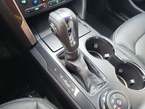 Used 2018 Ford Explorer Limited image 24