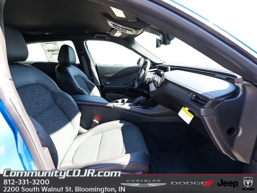 New 2026 Dodge Charger R/T w/ Driver Convenience Group AWD/4WD image 17