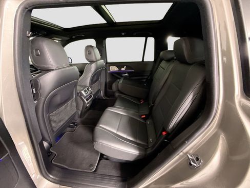 Certified 2023 Mercedes-Benz GLS 450 4MATIC image 22