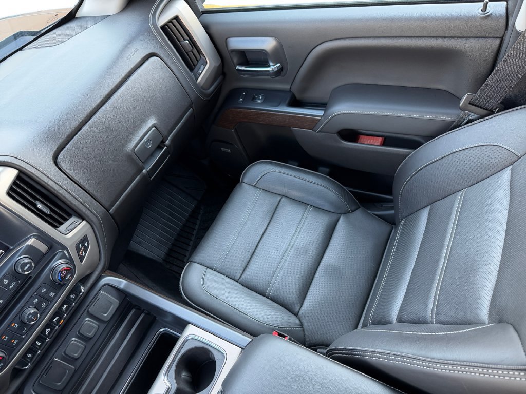 Used 2018 GMC Sierra 1500 Denali AWD/4WD image 17