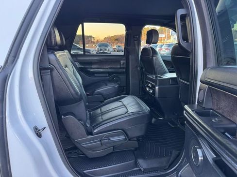 Used 2019 Ford Expedition Max Limited image 11