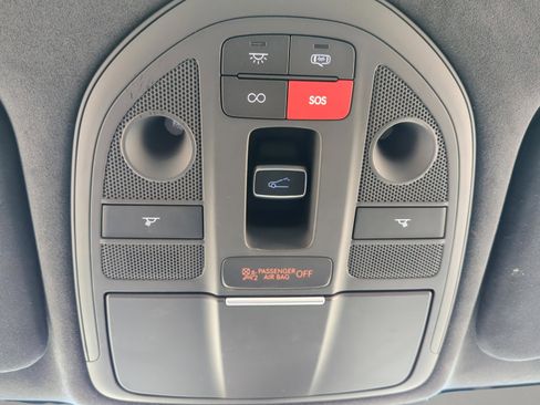 Used 2024 Genesis G70 3.3T Advanced w/ Sport Prestige Package RWD image 11