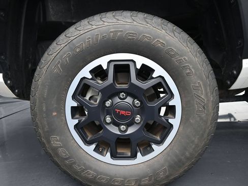 Used 2024 Toyota Tacoma TRD Off-Road AWD/4WD image 10