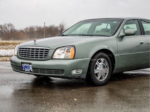 Used 2005 Cadillac De Ville w/ Equipment Group image 15