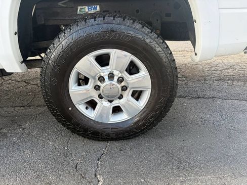 Used 2017 RAM 2500 Longhorn w/ Protection Group AWD/4WD image 11