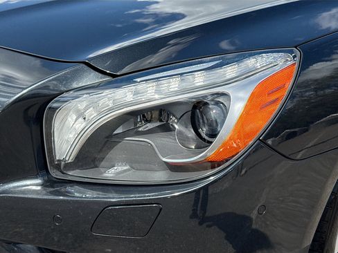 Used 2016 Mercedes-Benz SL 550 w/ Sport Wheel Package image 9