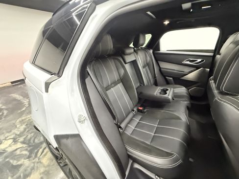 Used 2019 Land Rover Range Rover Velar R-Dynamic SE AWD/4WD image 19
