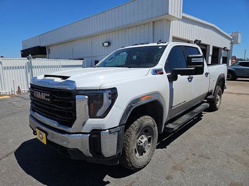 Used 2024 GMC Sierra 2500 Pro w/ Convenience Package AWD/4WD image 1