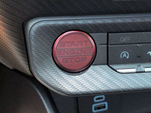 Used 2025 Ford Mustang Coupe RWD image 26