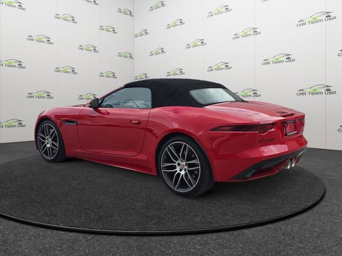 Used 2018 Jaguar F-TYPE R-Dynamic image 8