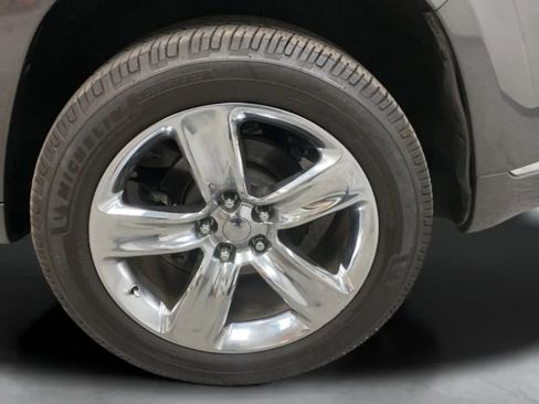 Used 2017 Jeep Grand Cherokee Summit AWD/4WD image 32