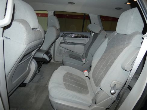 Used 2017 Buick Enclave Convenience image 22