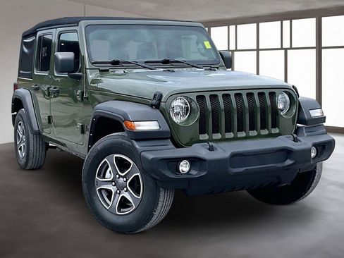 Used 2021 Jeep Wrangler Unlimited Sport image 3