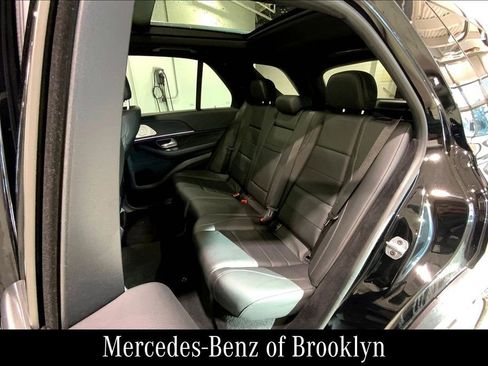 Used 2025 Mercedes-Benz GLE 350 4MATIC image 22