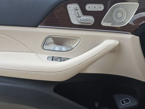 Certified 2023 Mercedes-Benz GLS 580 4MATIC image 26
