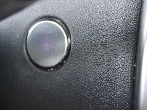 Used 2023 Kia Sorento S w/ Panoramic Sunroof Package AWD/4WD image 42
