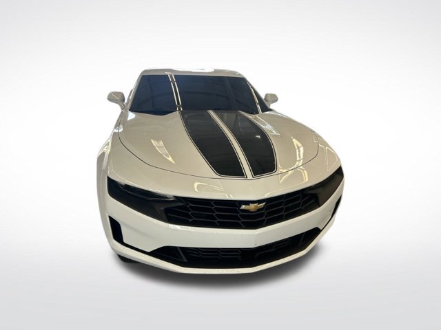 Used 2024 Chevrolet Camaro LT RWD image 5