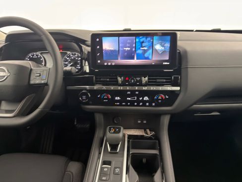 New 2026 Nissan Pathfinder SV image 20