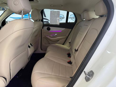 Used 2020 Mercedes-Benz GLC 300 4MATIC Coupe image 21