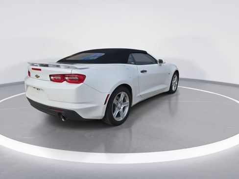 Used 2023 Chevrolet Camaro LT RWD image 8