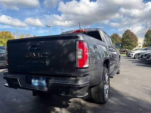 Certified 2022 GMC Canyon Denali image 7