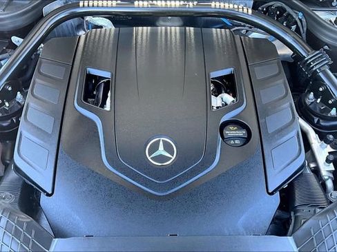 Used 2021 Mercedes-Benz G 550 image 32