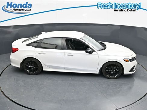 Used 2023 Honda Civic Sport image 30