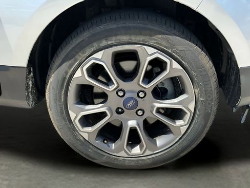 Used 2018 Ford EcoSport Titanium FWD image 32