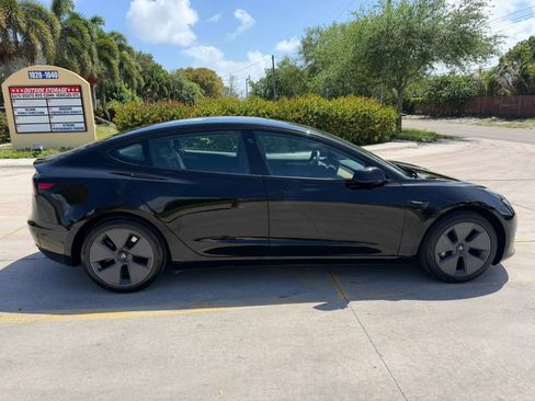 Used 2023 Tesla Model 3 Standard Range image 6