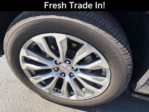 Certified 2021 GMC Yukon XL Denali w/ Denali Premium Package image 6