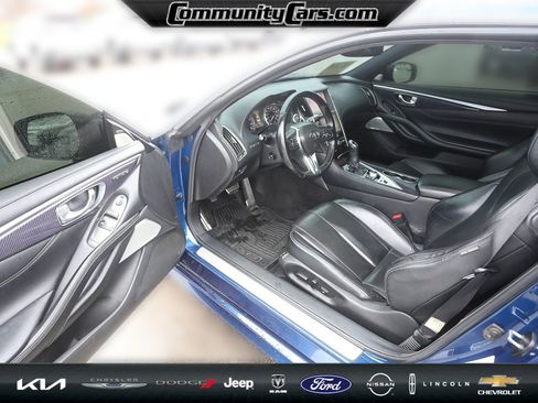 Used 2017 INFINITI Q60 3.0t Sport image 11