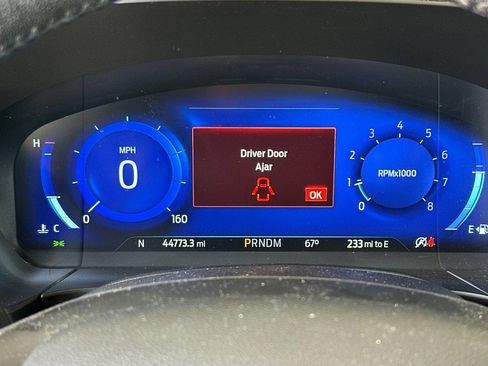 Used 2020 Ford Escape Titanium w/ Titanium Premium Package 2.0 AWD/4WD image 30