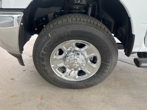 New 2025 RAM 2500 Tradesman image 25