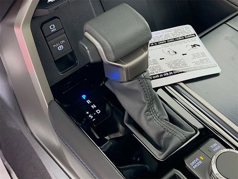 New 2026 Toyota Tundra Platinum image 15