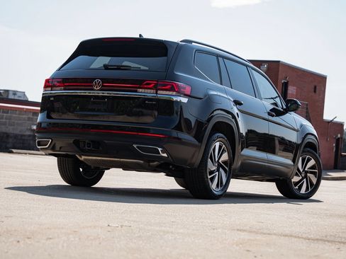 Certified 2026 Volkswagen Atlas SE AWD/4WD image 6