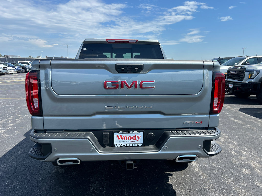 New 2026 GMC Sierra 1500 AT4 w/ AT4 Premium Package AWD/4WD image 9