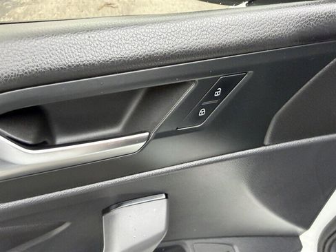 Used 2019 Volkswagen Jetta S w/ Driver Assistance Package image 17