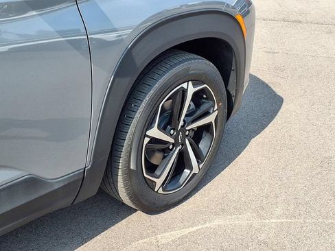 Used 2023 Chevrolet TrailBlazer RS w/ Sun and Liftgate Package FWD image 29
