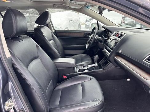 Used 2017 Subaru Outback 2.5i Limited image 15