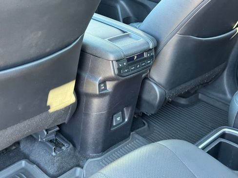 Used 2024 Toyota Grand Highlander Platinum image 30