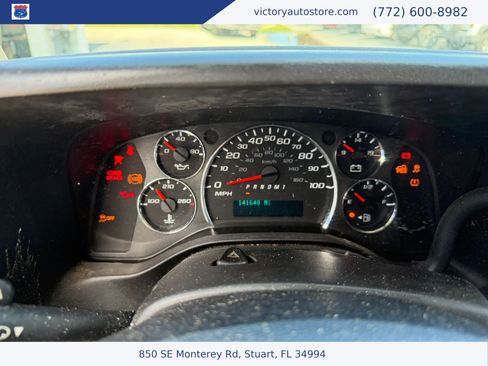 Used 2017 Chevrolet Express 2500 RWD image 28