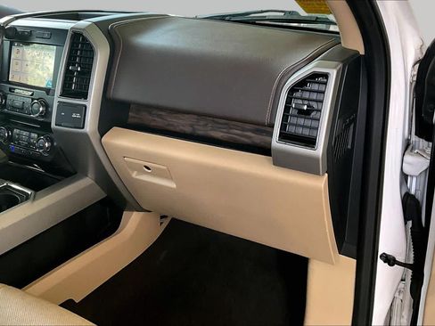 Used 2018 Ford F150 Lariat w/ Equipment Group 501A Mid AWD/4WD image 18