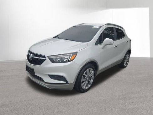 Used 2017 Buick Encore Preferred FWD image 1