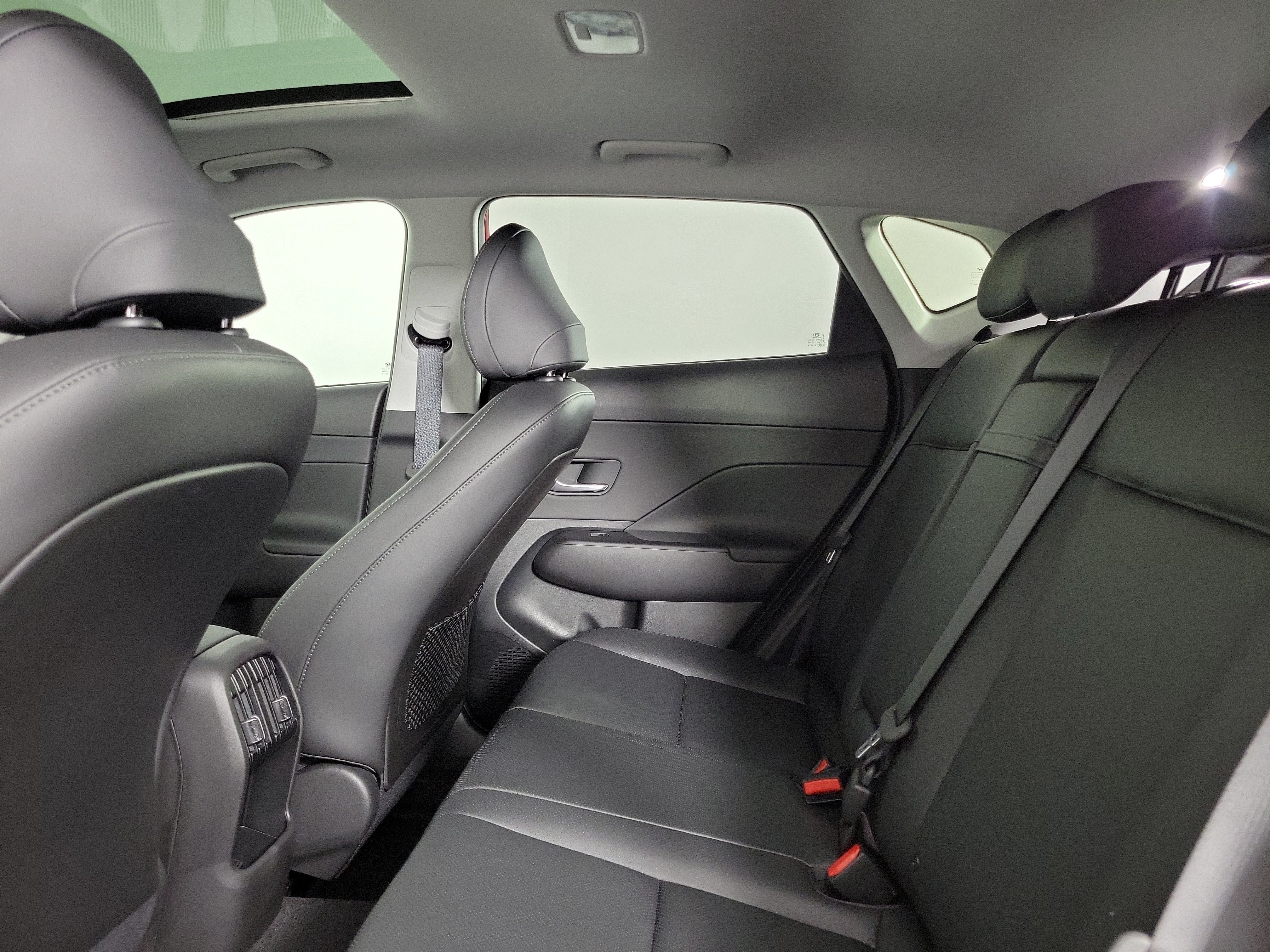 New 2026 Hyundai Kona Limited AWD/4WD image 29