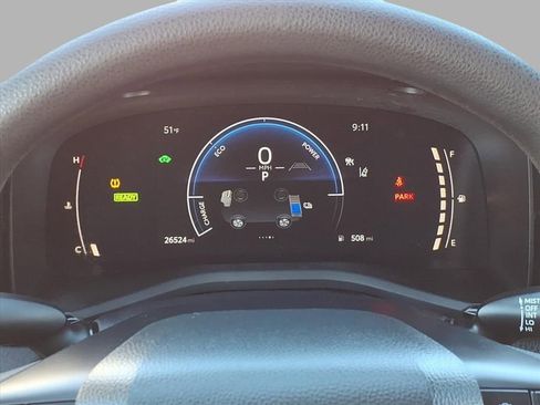 Used 2025 Toyota Camry LE image 23