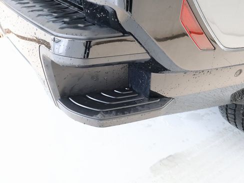 Used 2024 GMC Sierra EV Denali image 36